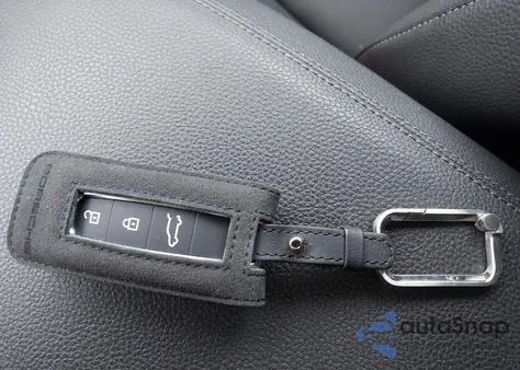 2024 Porsche Cayenne z USA, uszkodzony, nr VIN WP1AA2AY6RDA14622